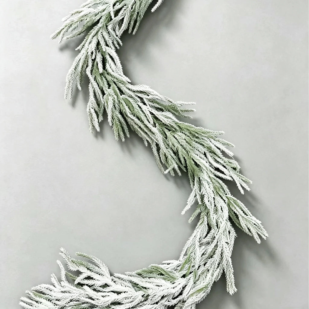 Real-Touch Christmas Snowberry Vine Garland, 71" Soft Foam, Holiday Home Decor, Festive Table Centerpiece, Wedding & Event Decoration
