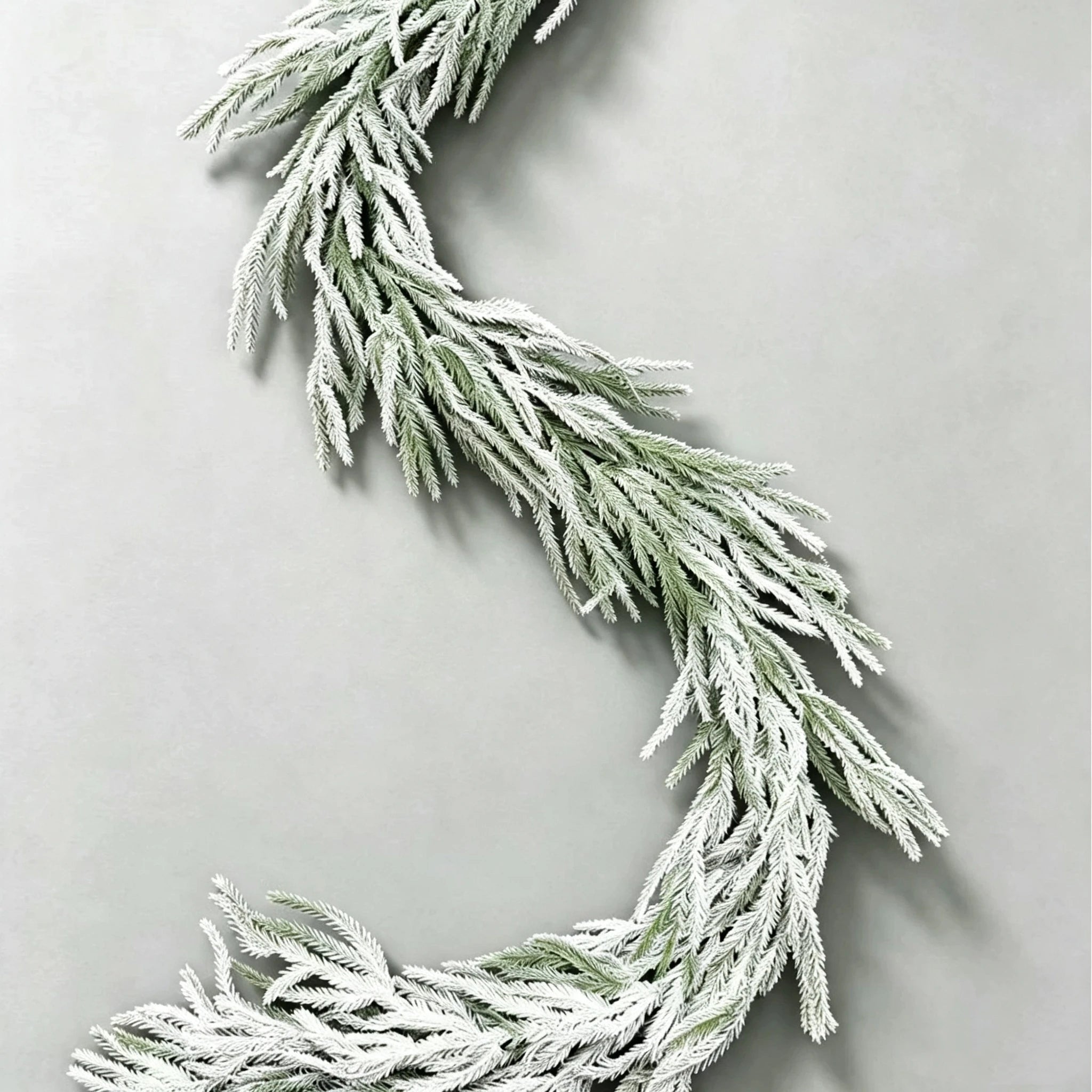 Real-Touch Christmas Snowberry Vine Garland, 71" Soft Foam, Holiday Home Decor, Festive Table Centerpiece, Wedding & Event Decoration