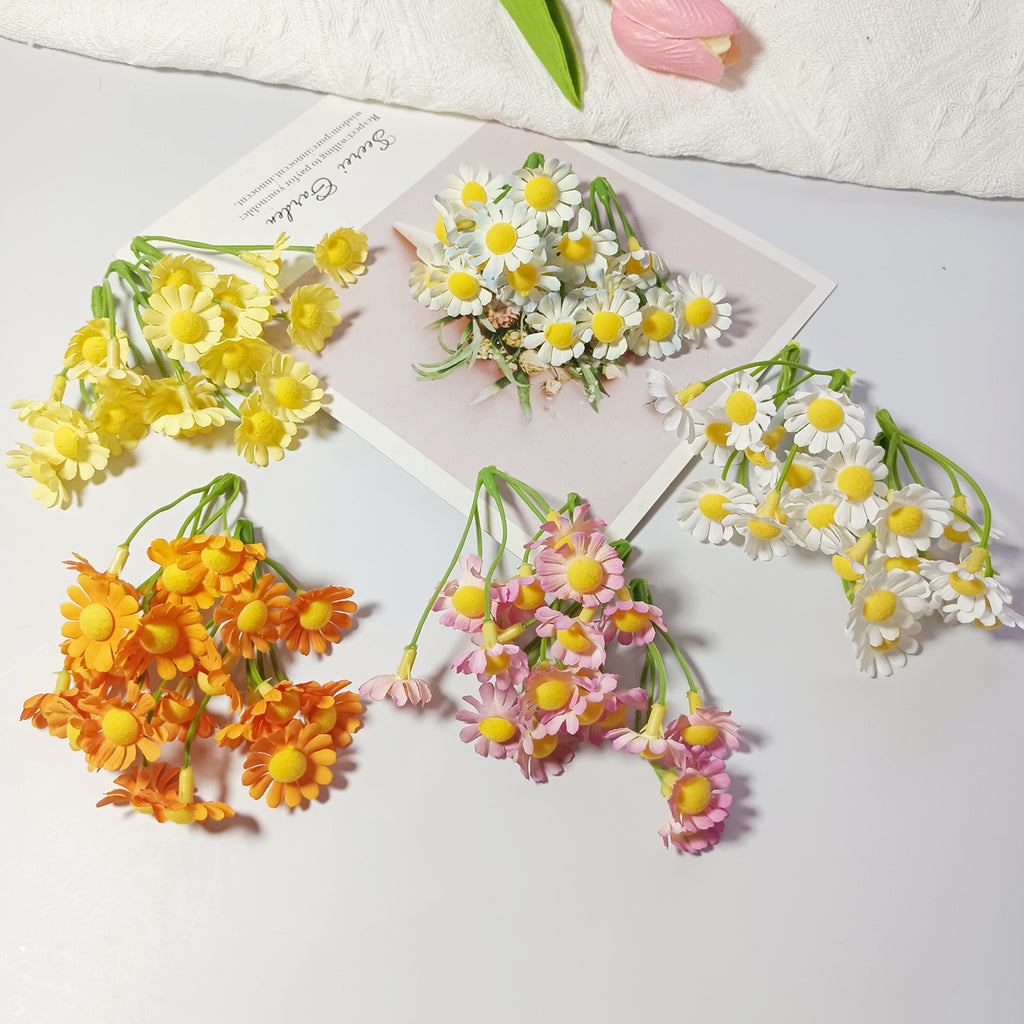 20 Pcs Mini Silk Daisy Bundles, 3" Small Faux Daisies for DIY Crafts, Rustic Wedding Decor, Wreath Making, Corsages & Gift Toppers