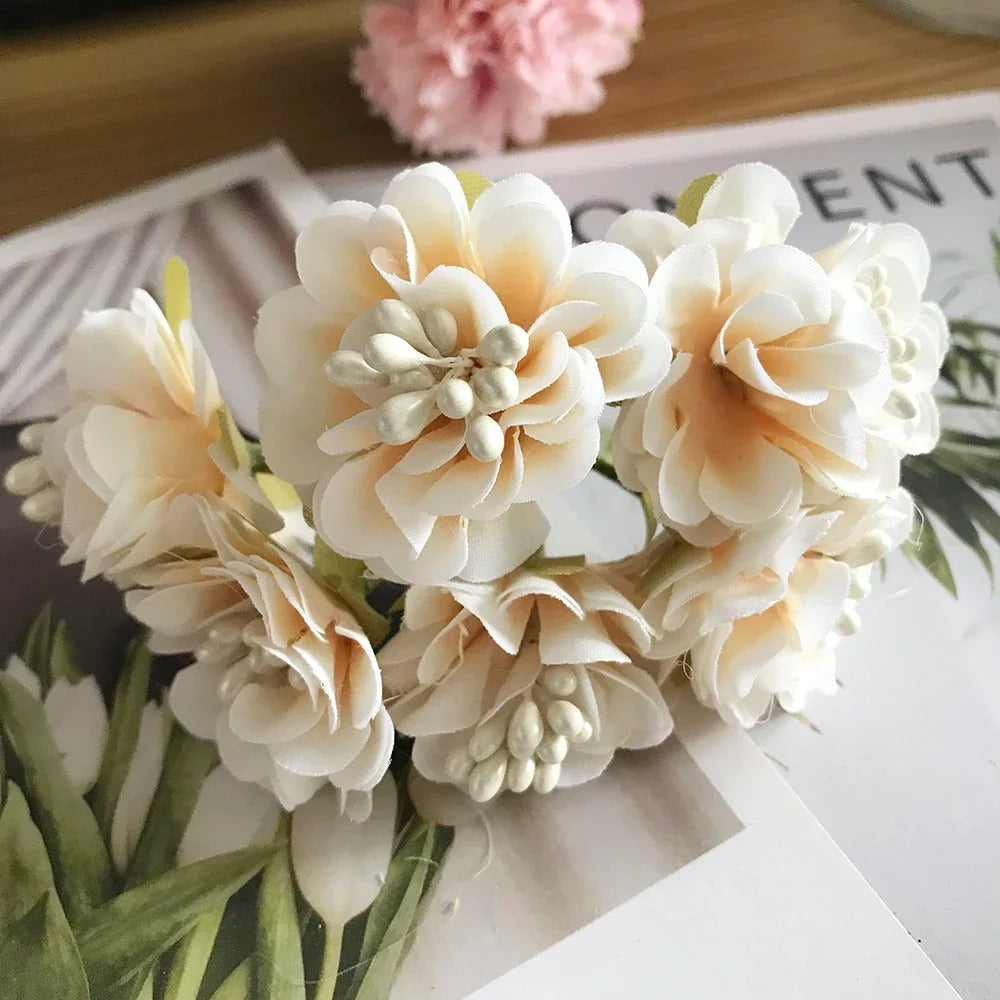 Mini Faux Wildflower Bouquet Pick, 4.5" Realistic Silk Hydrangea for DIY Crafts, Wired Floral Stems for Wreaths, Corsages, Gift Toppers, Wedding