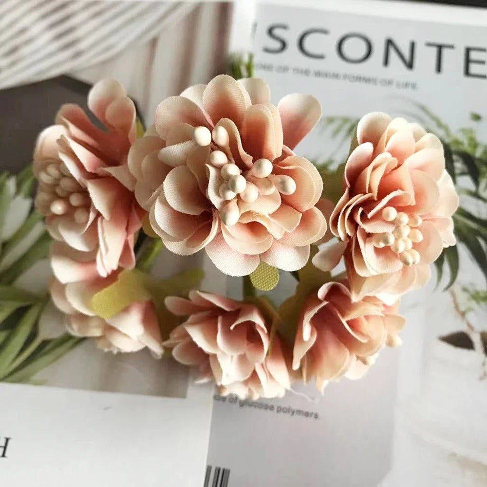 Mini Faux Wildflower Bouquet Pick, 4.5" Realistic Silk Hydrangea for DIY Crafts, Wired Floral Stems for Wreaths, Corsages, Gift Toppers, Wedding