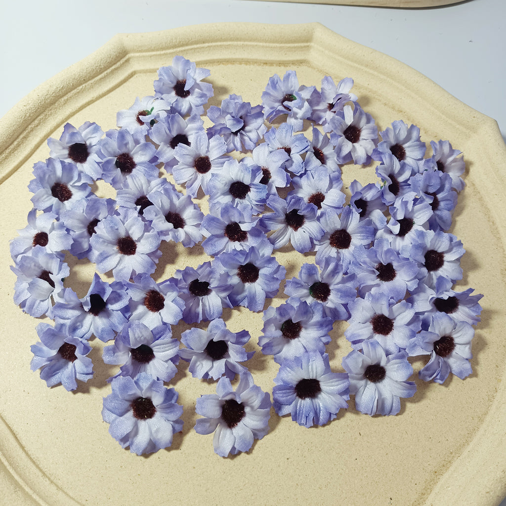 50-Pack Small Silk Daisy Heads, 1.5" Faux Cosmos Flowers for DIY Crafts, Wreaths, Wedding Decor & Event Floristry, Bulk Floral Supplies
