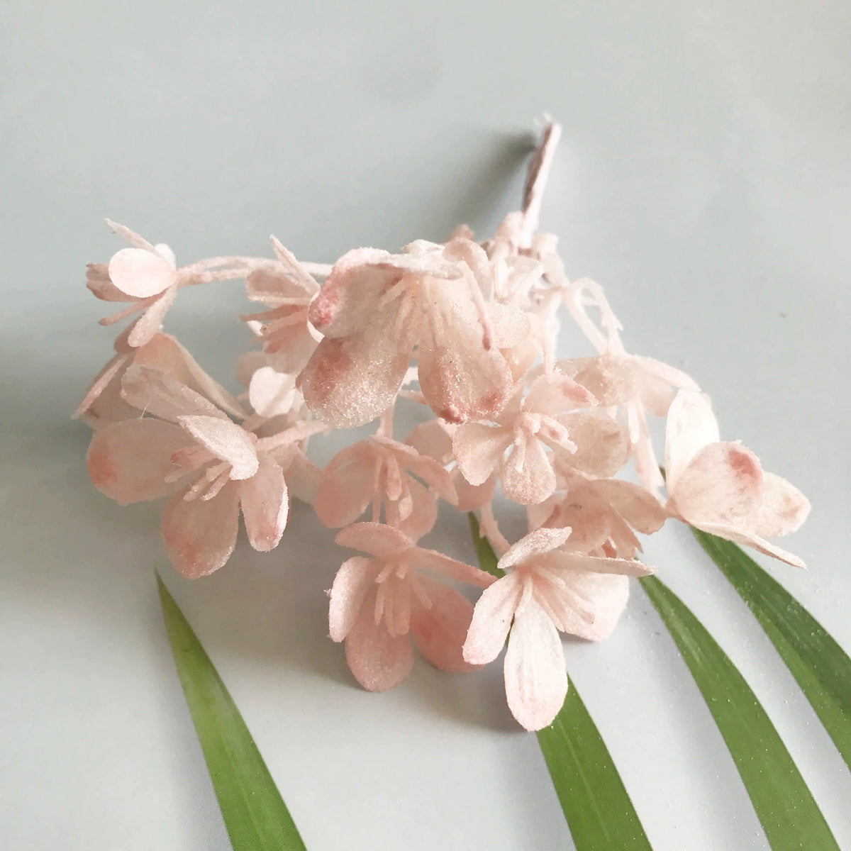 Artificial Frosted Greenery Picks, 6.5" Pine Mist Stems, Realistic Filler Foliage for DIY Wreaths, Weddings & Crafts, Available in 8 Colours