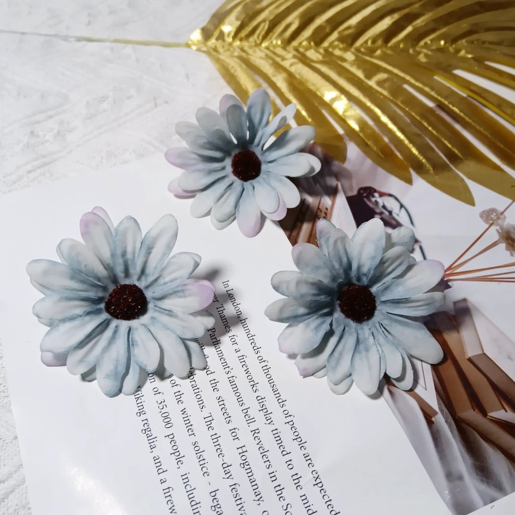 Realistic 3" Daisy Flower Heads, Soft Fabric, Perfect for DIY Wedding Decor, Home Accents, Gift Wrapping, Floral Arrangements
