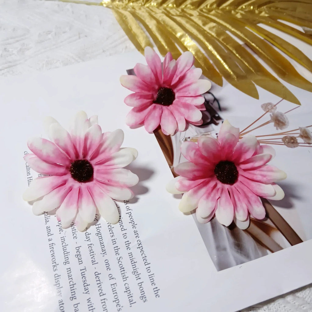 Realistic 3" Daisy Flower Heads, Soft Fabric, Perfect for DIY Wedding Decor, Home Accents, Gift Wrapping, Floral Arrangements