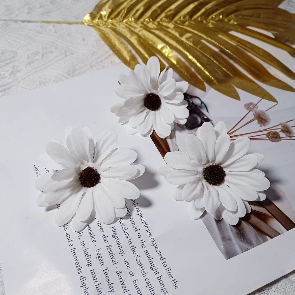 Realistic 3" Daisy Flower Heads, Soft Fabric, Perfect for DIY Wedding Decor, Home Accents, Gift Wrapping, Floral Arrangements