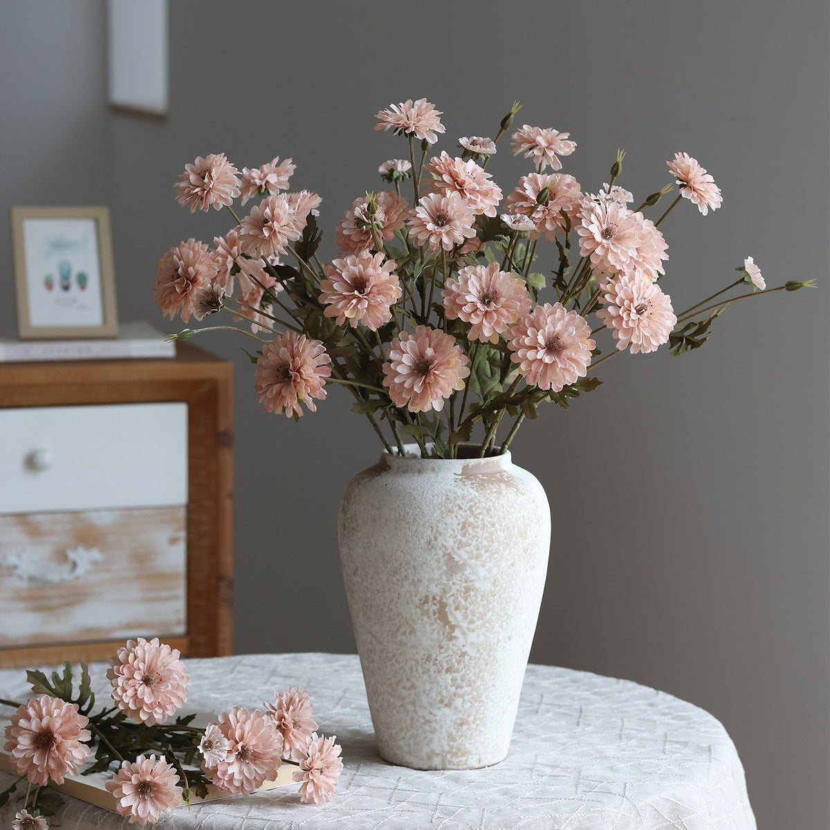 Artificial Daisy Stem, 21" Real-Touch Silk Flower for Vase Arrangements, Home Decor, Weddings & Cottagecore Style