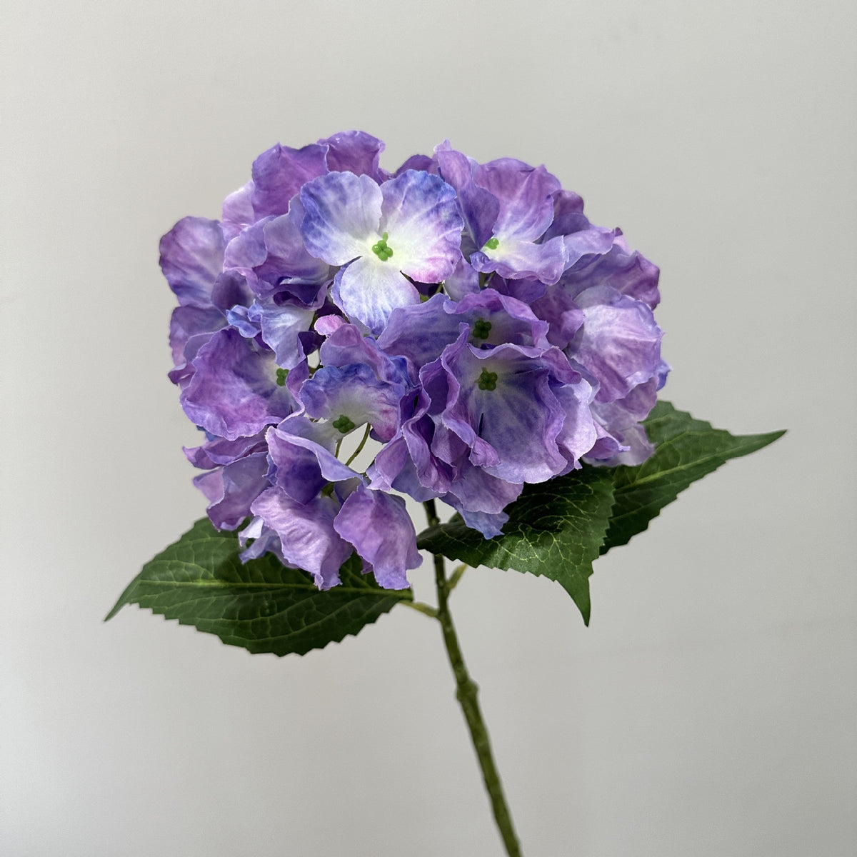 Vintage Autumn Wave Hydrangea Bush, 22" Tall, Realistic Artificial Flower for Home Decor, Hotel Styling