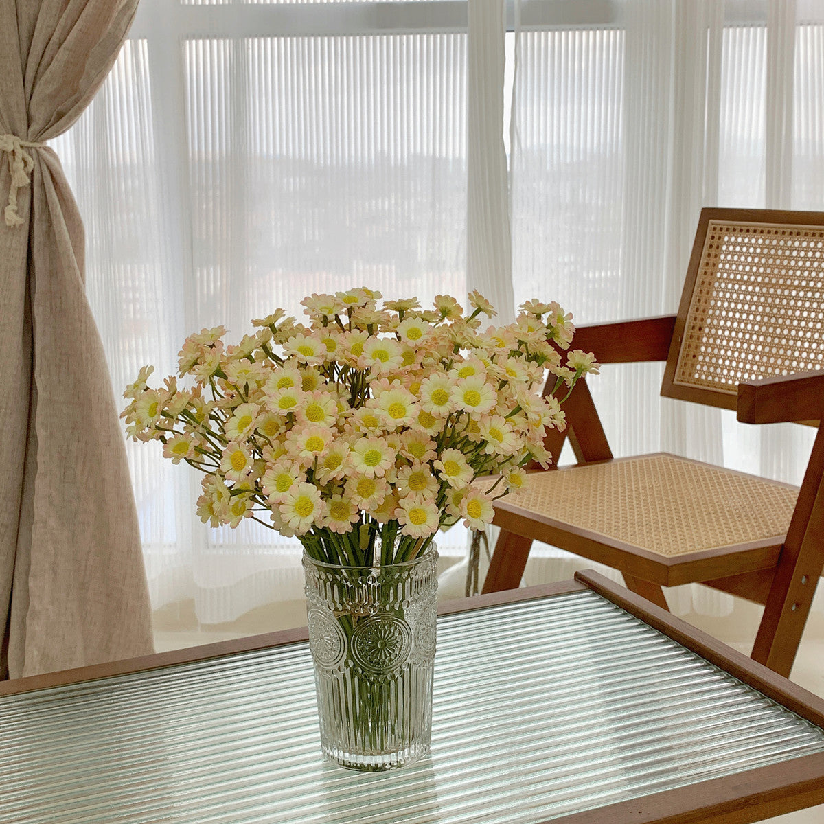 Artificial Daisy Bouquet, Silk Chamomile Flowers, Set of 6 Stems, 10", Home Decor, Indoor Arrangements